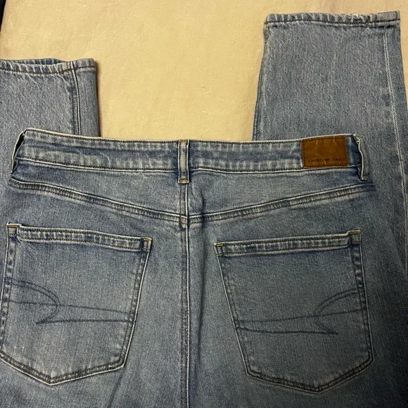 American Eagle Outfitters Strigid Light Blue Straight Leg Jeans - Picture 7 of 8